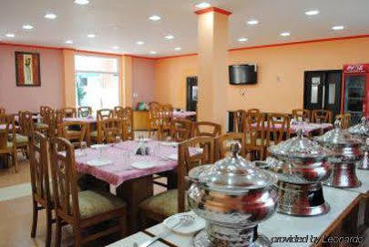 Clarks Inn Binsar Exterior photo